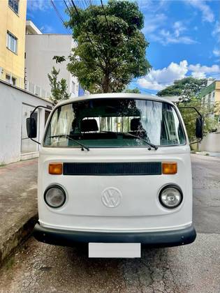 VOLKSWAGEN KOMBI 1.6 PICK-UP CS 8V GASOLINA 2P MANUAL VOLKSWAGEN KOMBI 1.6 PICK-UP CS 8V GASOLINA 2P MANUAL